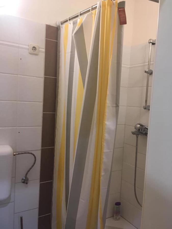 Malasits Apartman Дьор Екстериор снимка